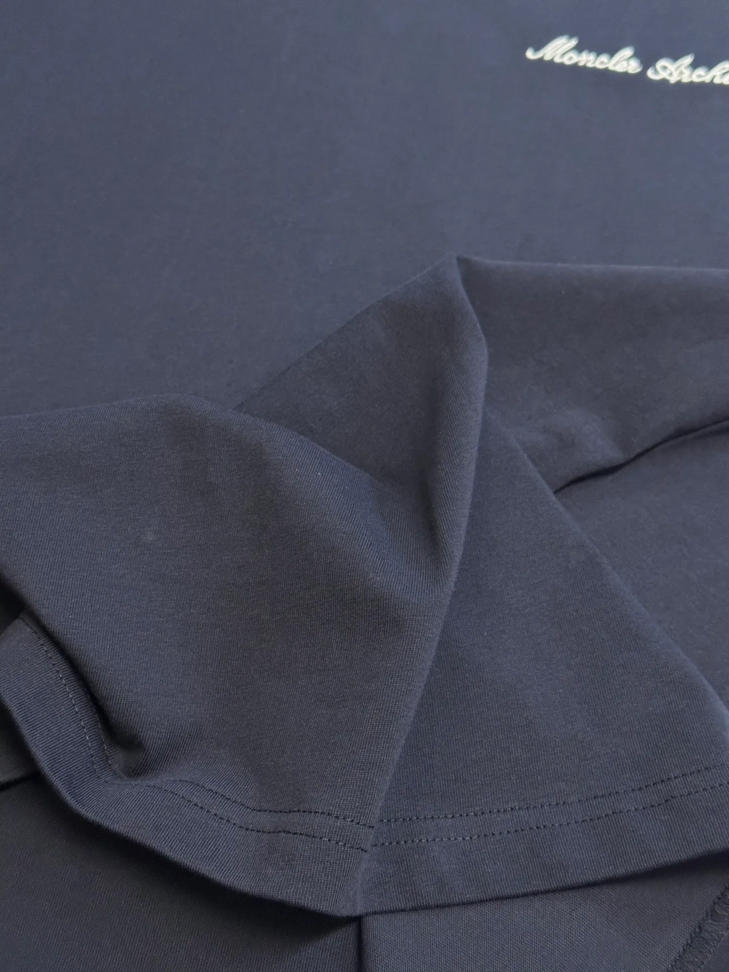 Moncler ， ， Moncler ， ， ， 。 ， ， Moncler 。 ， ， ， ， ， 。 size：s m l xl
